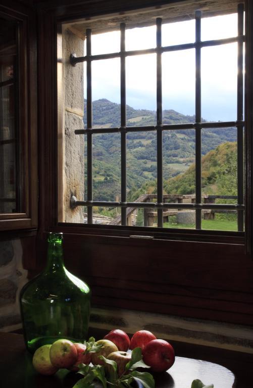 Casona De El Castaniu Hotell Serrapio Eksteriør bilde