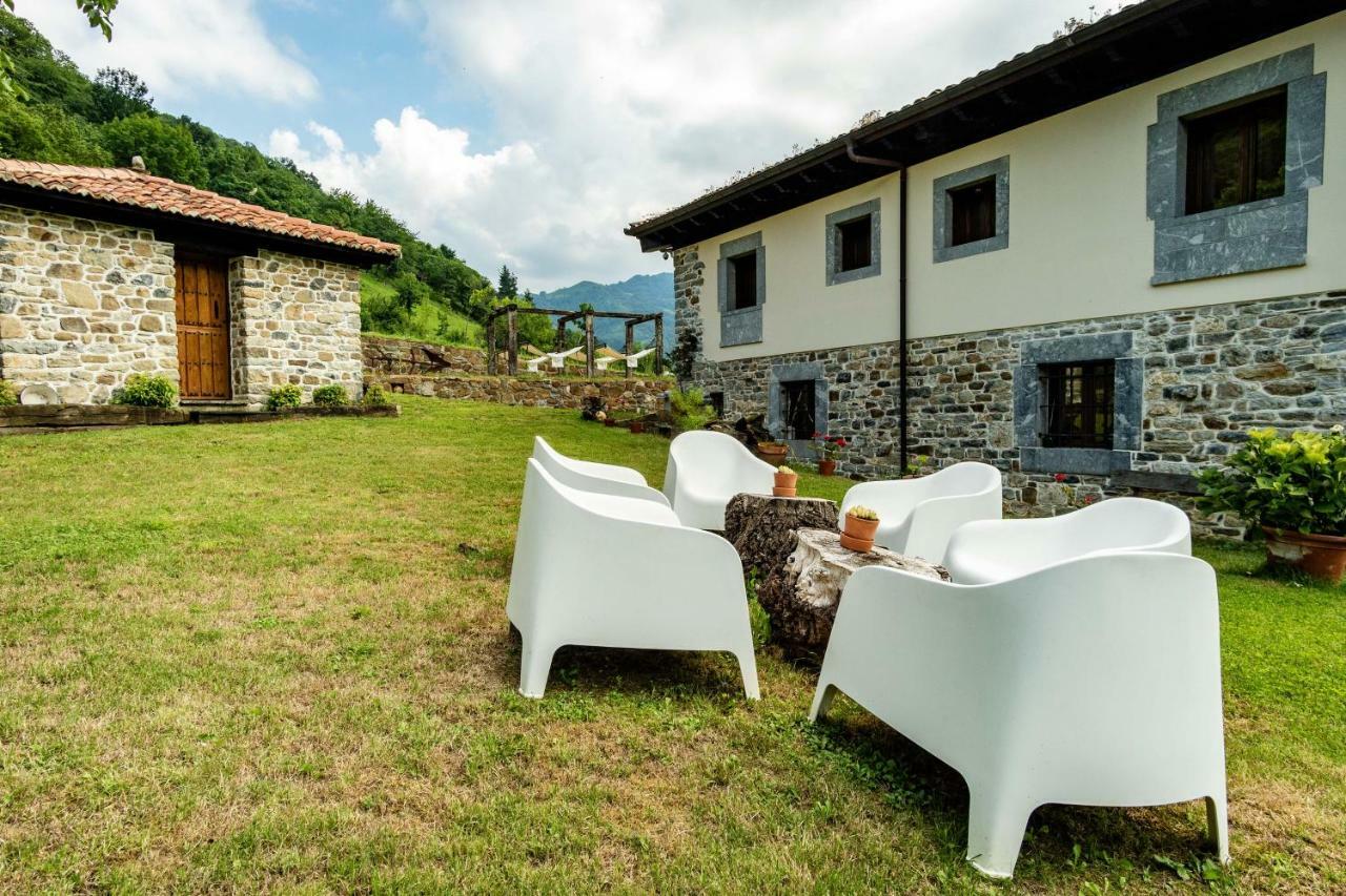 Casona De El Castaniu Hotell Serrapio Eksteriør bilde